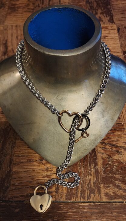 Golden Heart Lock Slip Chain - Image 4