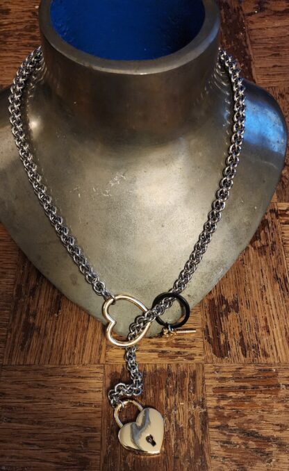 Golden Heart Lock Slip Chain - Image 3