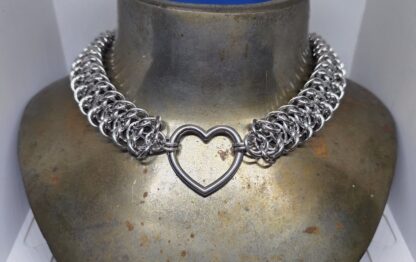 Grizzly Heart Choker - Image 2